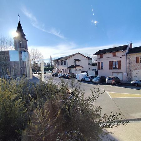 Hotel De La Place Loyettes Exterior foto