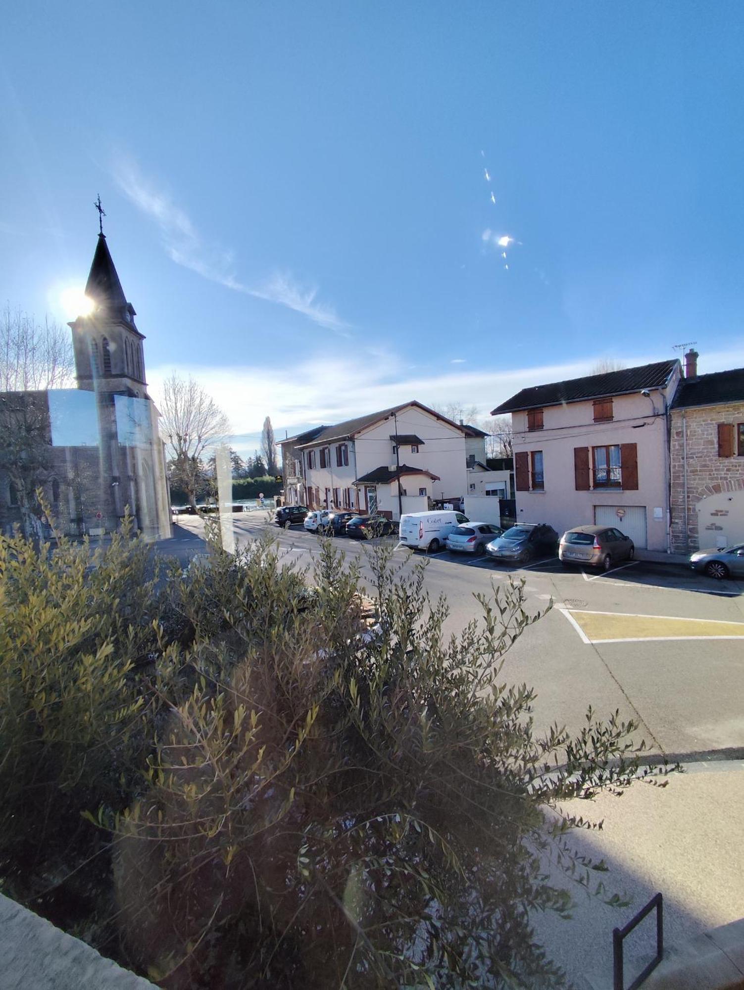 Hotel De La Place Loyettes Exterior foto